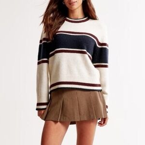 Abercrombie & Fitch Madeline Crewneck Sweater in Cream Burgundy/Navy Stripe Sml